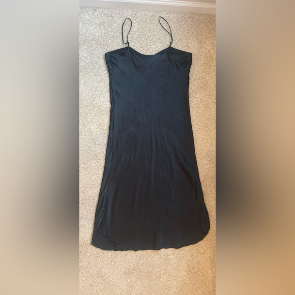 Vintage Victoria’s Secret Gold Label 100% Silk Slip Nightgown, size M - Picture 6 of 6